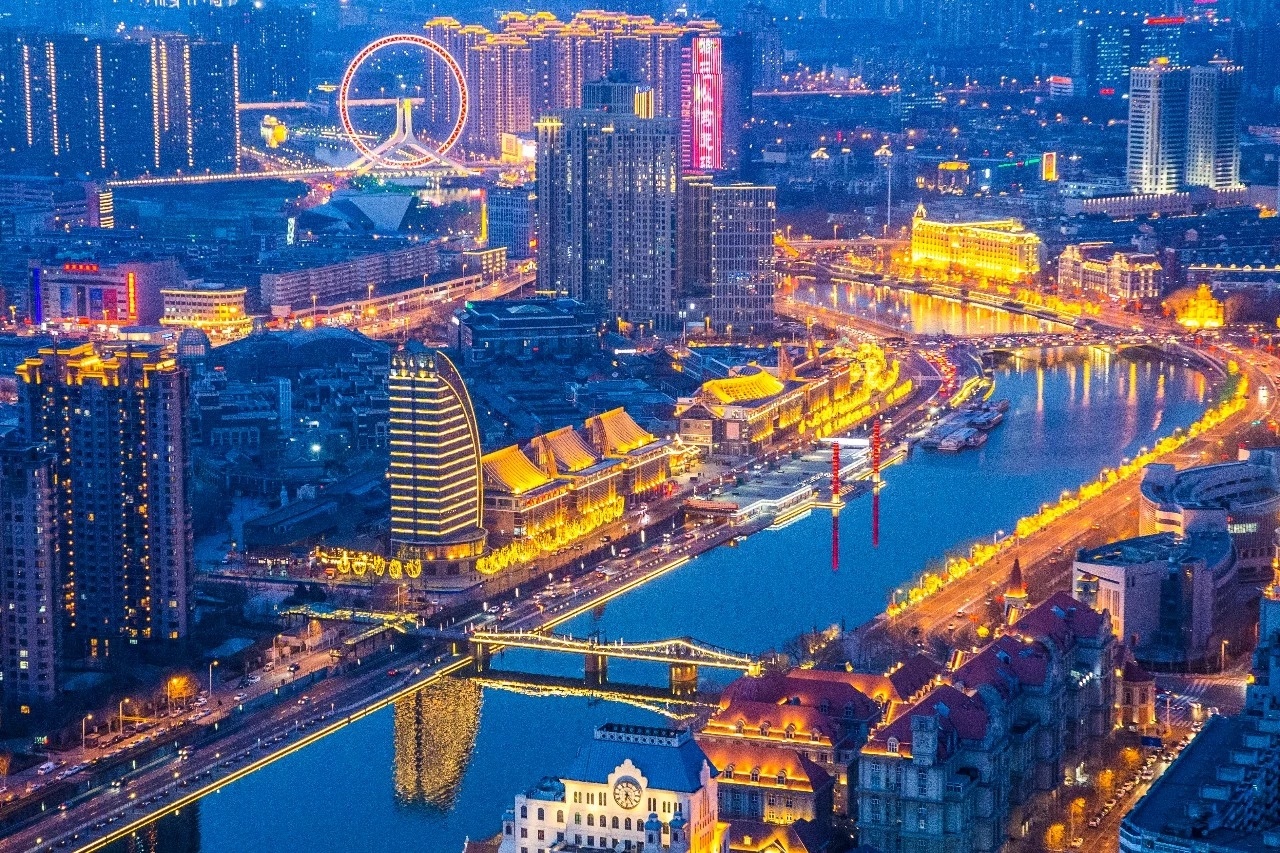 天津市民大会,尊敬的领导与市民朋友们共聚一堂